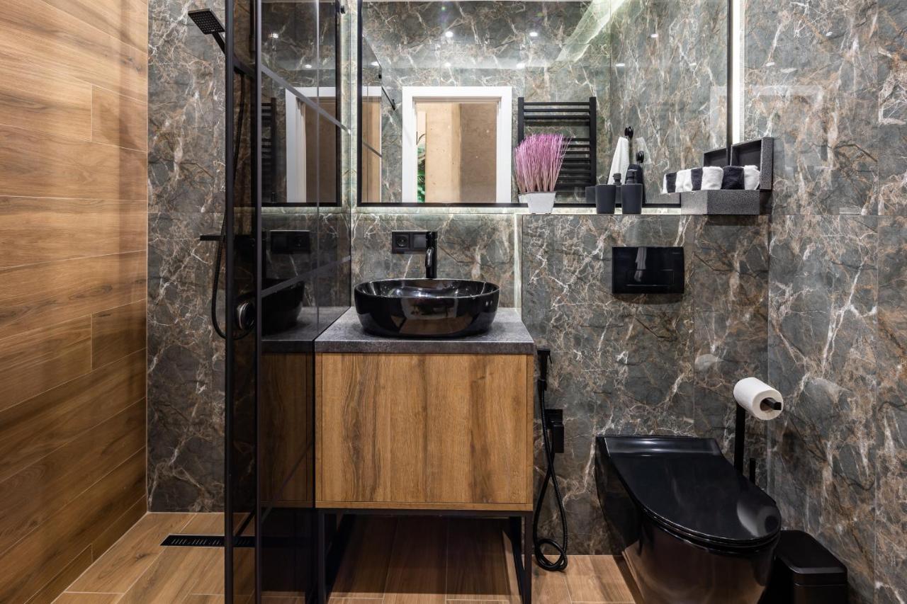 Alfa Apartments Kulisha 12 Lviv Luaran gambar